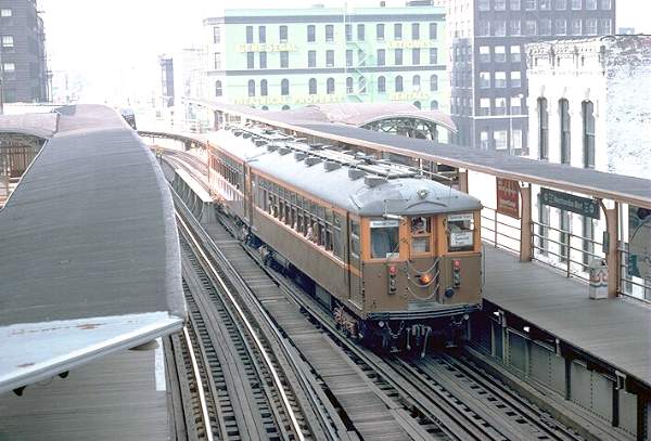 usr_m_chi+el_4271_merchandisemart^fantrip_19780528_edmckern+jt_0683.jpg